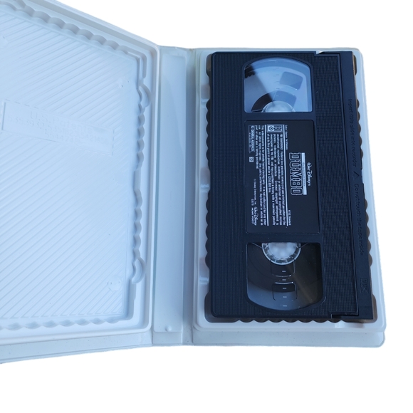 Disney Dumbo vhs 60th Anniversary edition - Picture 2 of 7